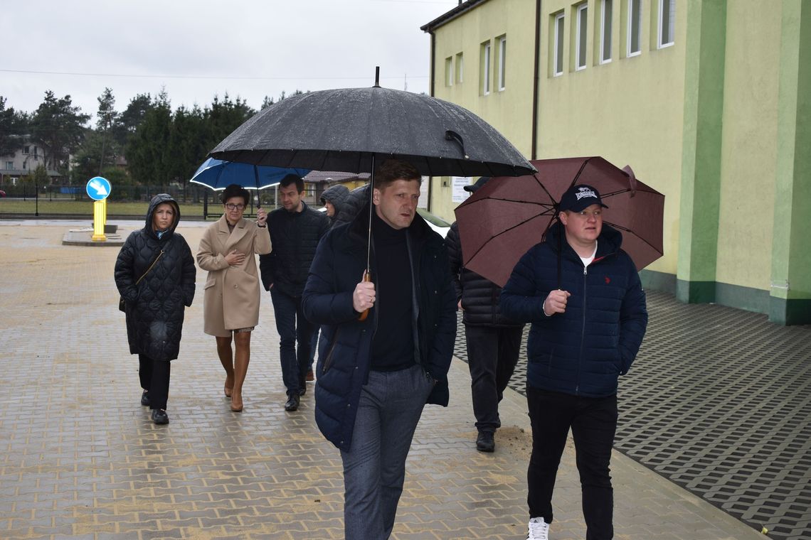 Nowa nawierzchnia i dodatkowe inwestycje. Zakończono prace na ul. Przedszkolnej w Łaskarzewie Nowa nawierzchnia i dodatkowe inwestycje. Zakończono prace na ul. Przedszkolnej w Łaskarzewie