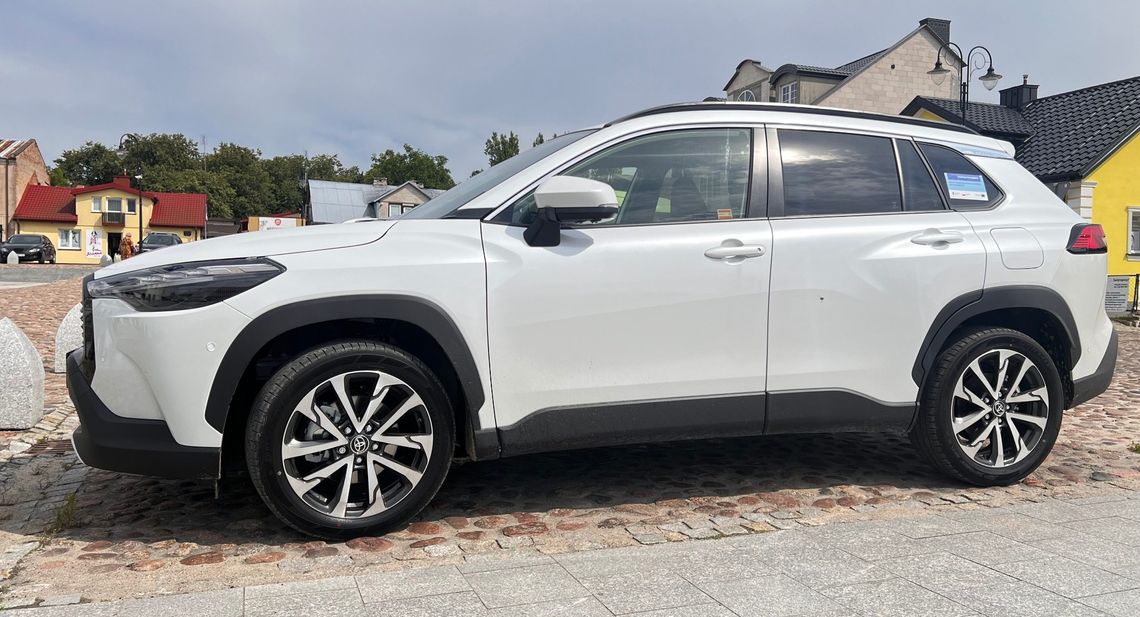 Nowy samochód hybrydowy dla samorządu Żelechowa