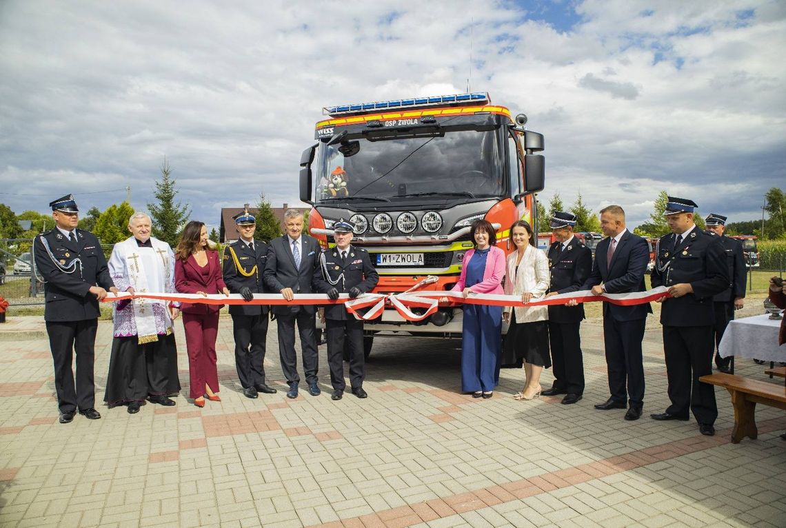 Nowy wóz dla ochotników ze Zwoli Nowy wóz dla ochotników ze Zwoli