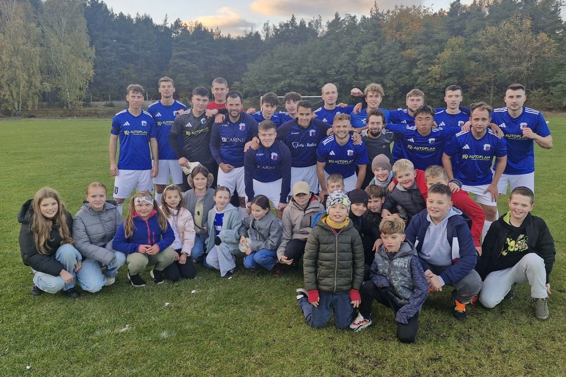 Orzeł Parysów idzie jak burza Orzeł Parysów idzie jak burza