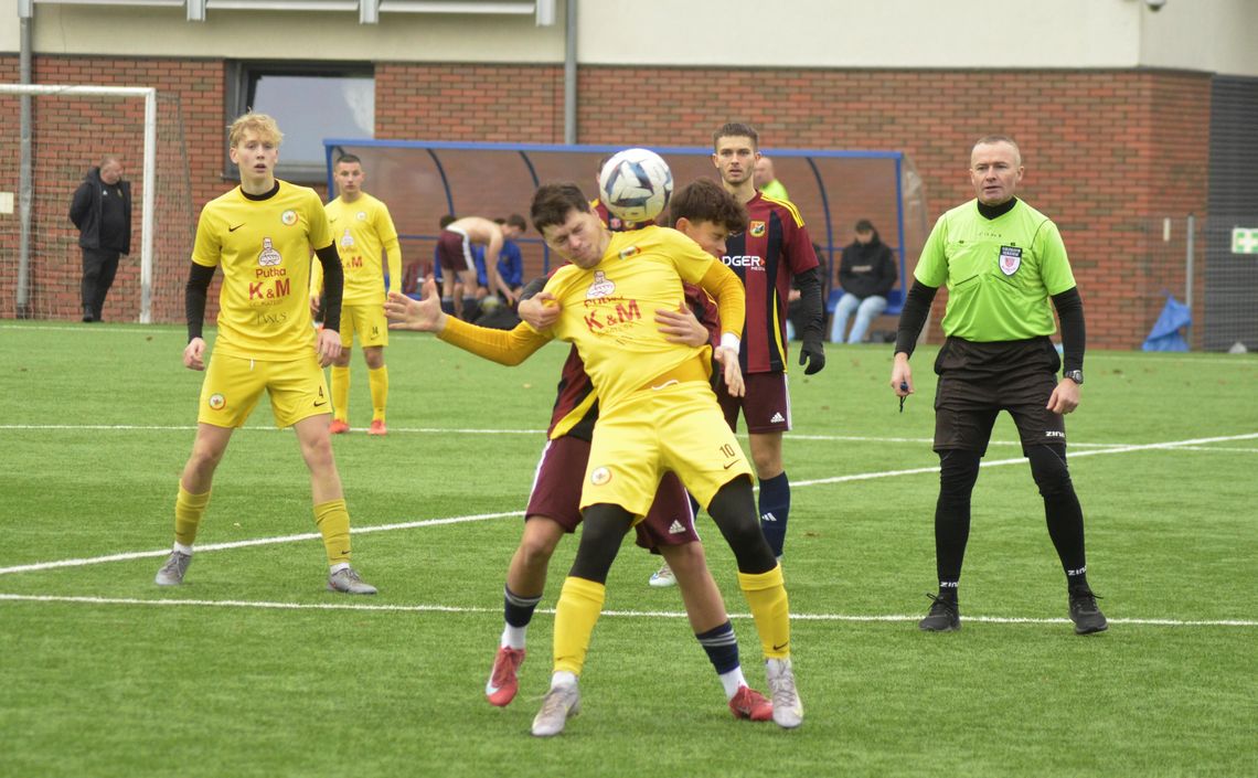 Orzeł Parysów mistrzem jesieni. Porażki i remisy na koniec rundy