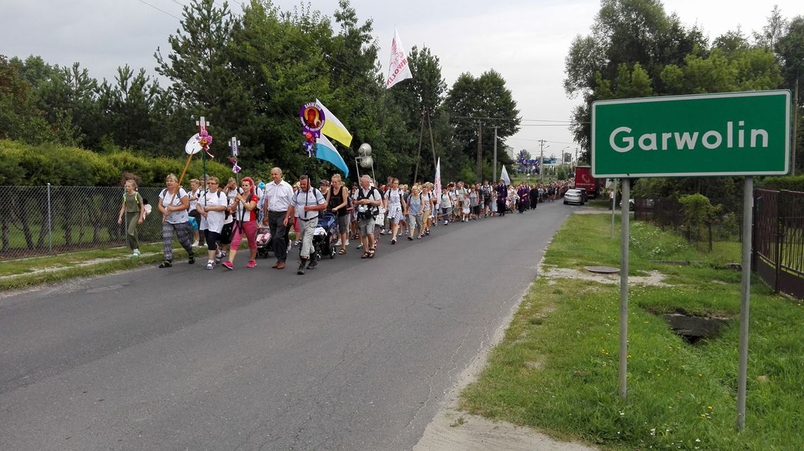 Pielgrzymi z Garwolina wyruszyli! [wideo]