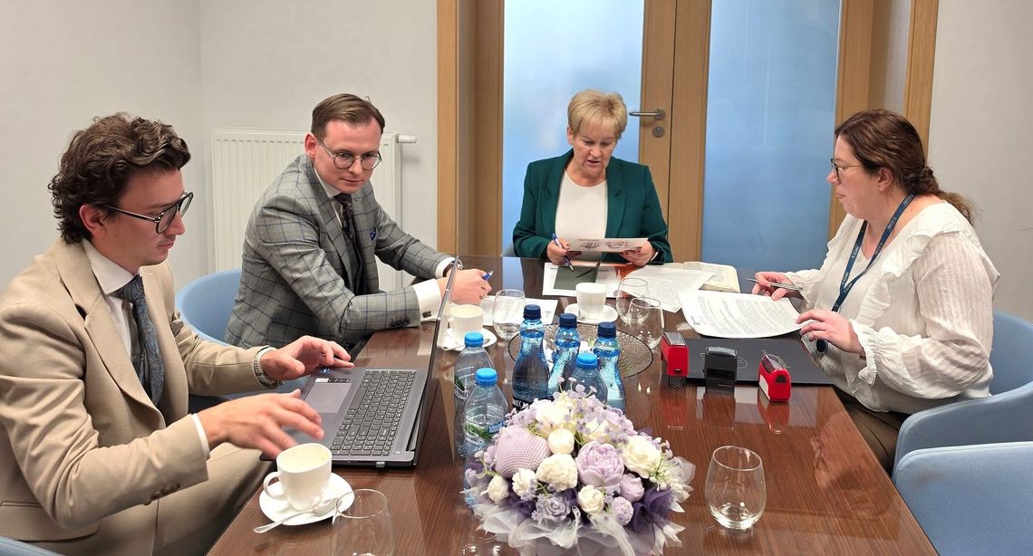 Pilawa przygotowuje się do budowy farmy fotowoltaicznej Pilawa przygotowuje się do budowy farmy fotowoltaicznej