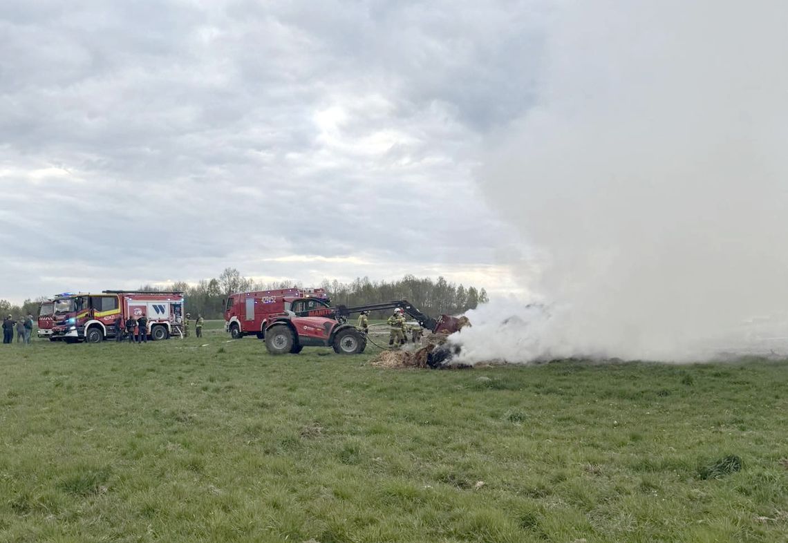 Podpalacz zatrzymany. Wcześniej groził, że podłoży ogień pod bele siana