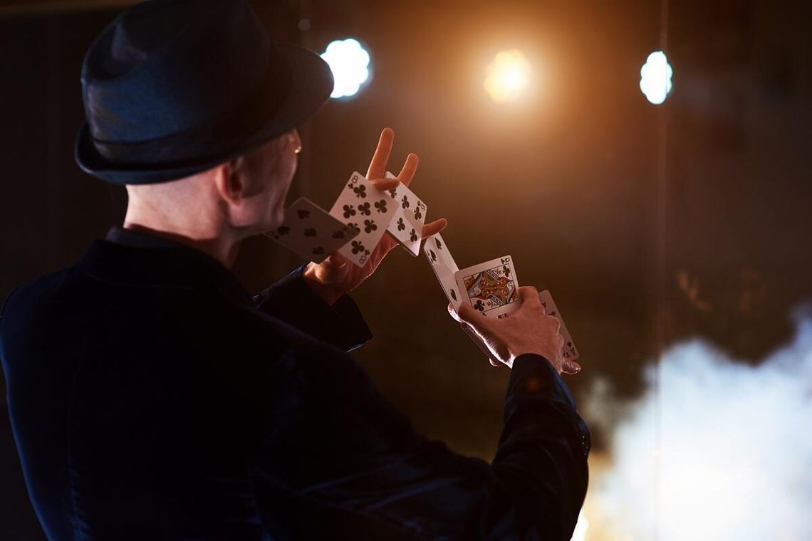 Pokazy iluzji na każdą okazję – Odkryj magiczne show Pokazy iluzji na każdą okazję – Odkryj magiczne show