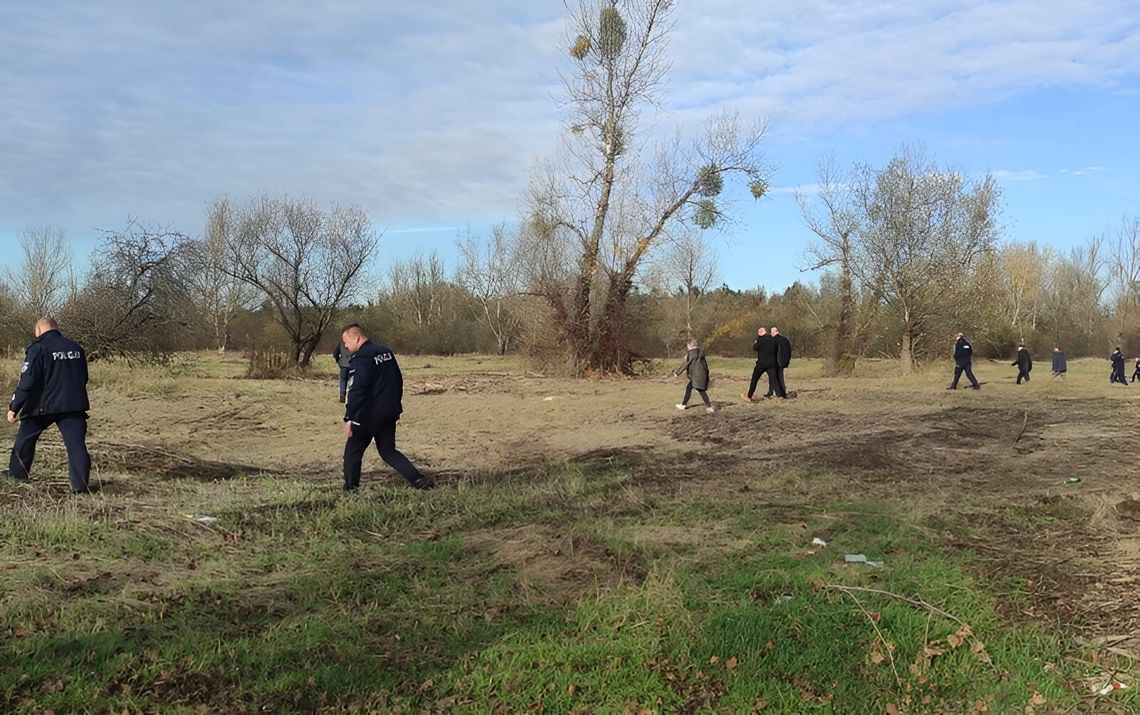 Policjanci i rodzina uratowali życie mężczyzny