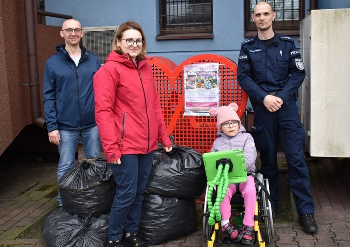 Policjanci włączyli się w pomoc dla Kornelki