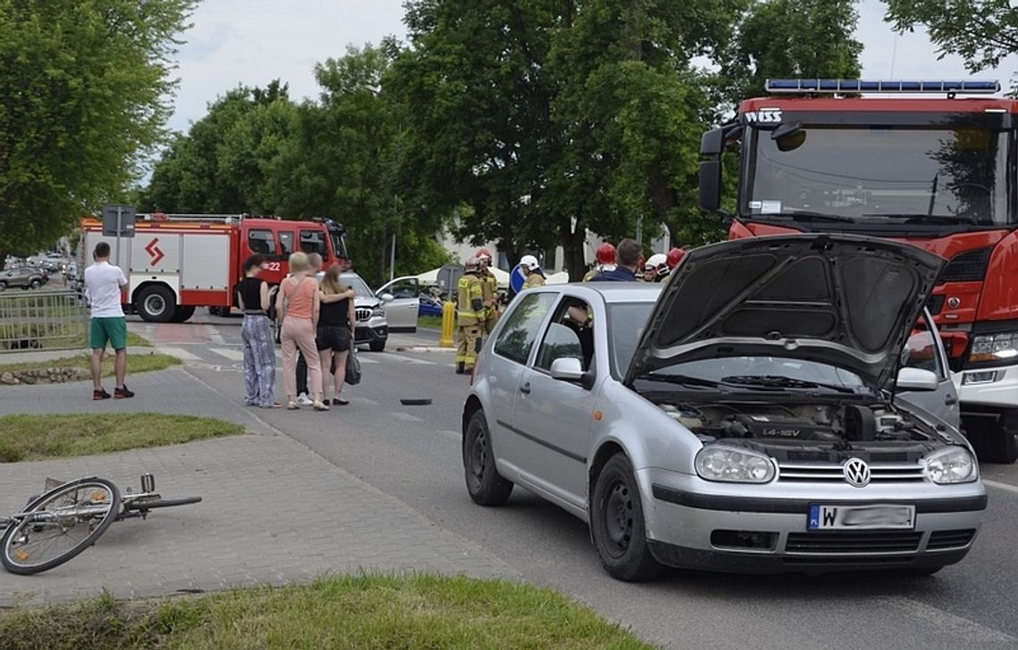 Potrącenie rowerzysty na przejściu dla pieszych