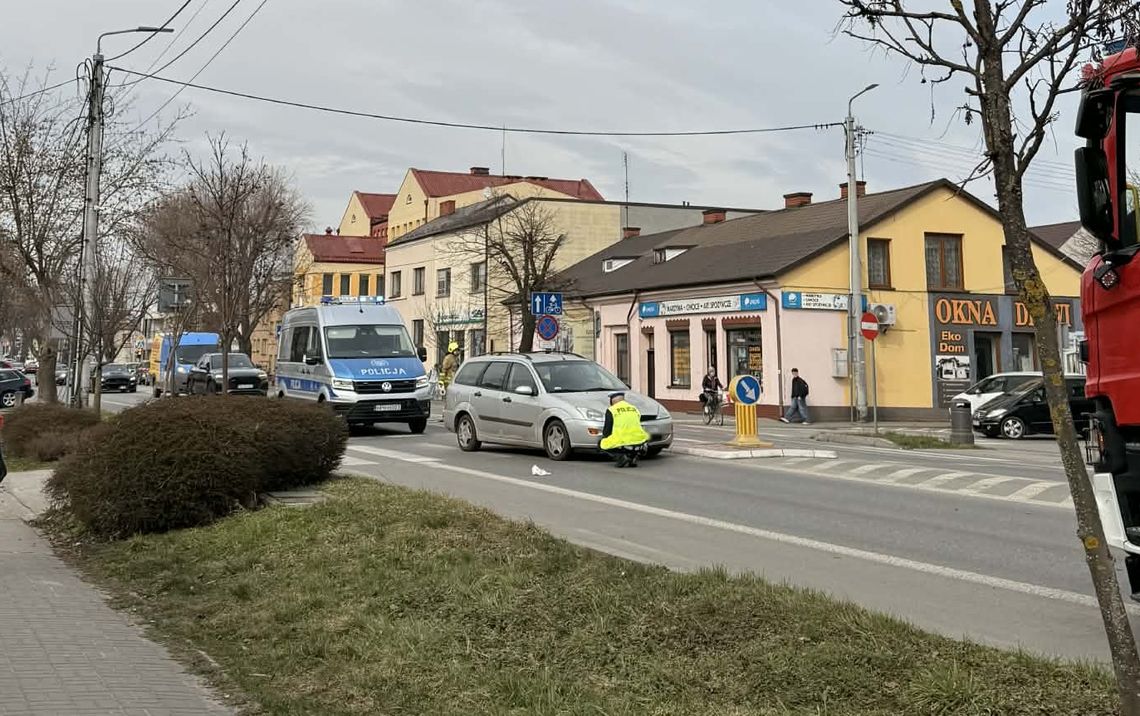 Potrącenie seniorki na pasach