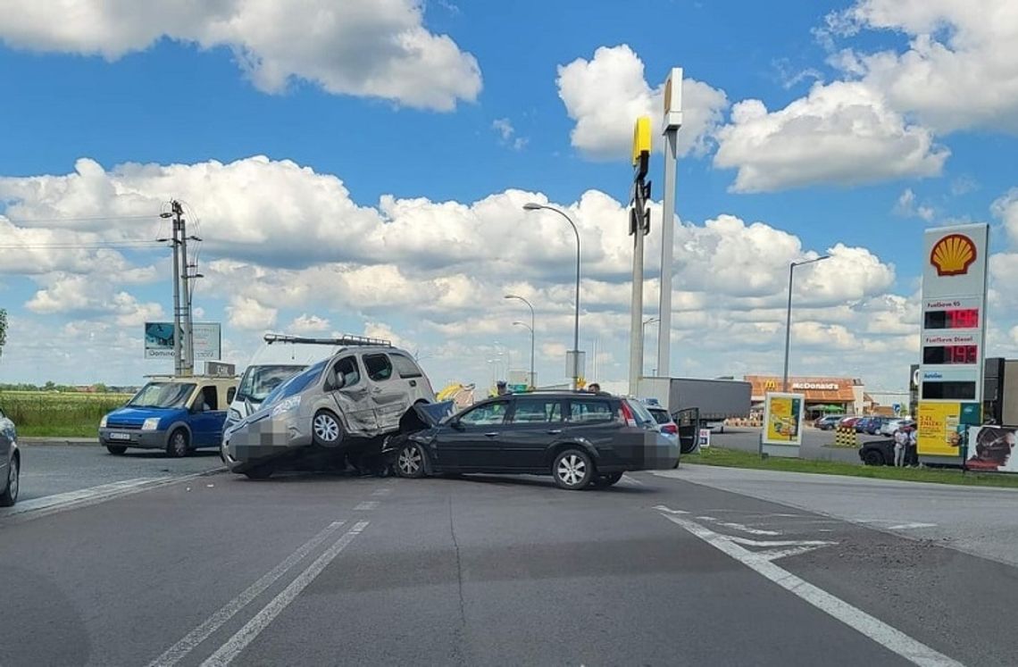 Powstanie projekt przebudowy problematycznego skrzyżowania przy Shellu