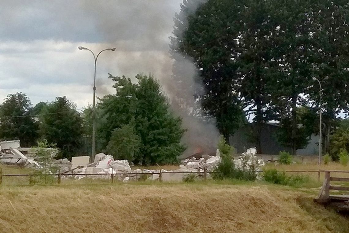 Pożar stery odpadów