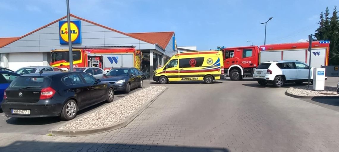 Pracownik Lidla potrącony pod sklepem Pracownik Lidla potrącony pod sklepem