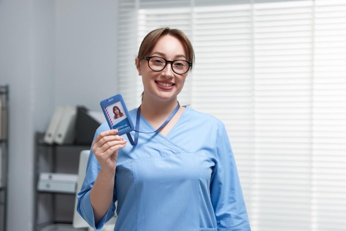 Pragniesz zdobyć zawód przyszłości? Zdecyduj się na kurs opiekuna medycznego!