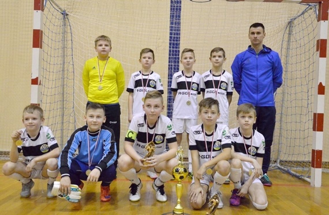 Promnik Gończyce wygrywa Amur Cup