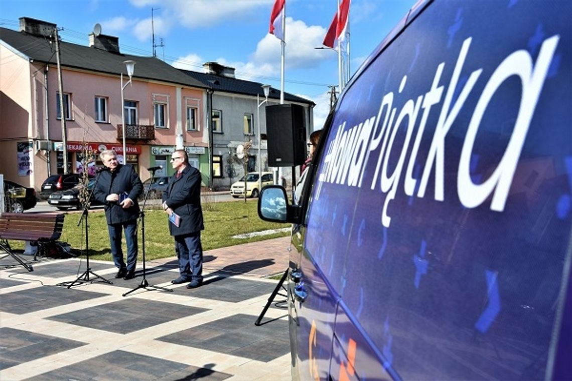 Promocja "Nowej Piątki" w Górznie i Garwolinie