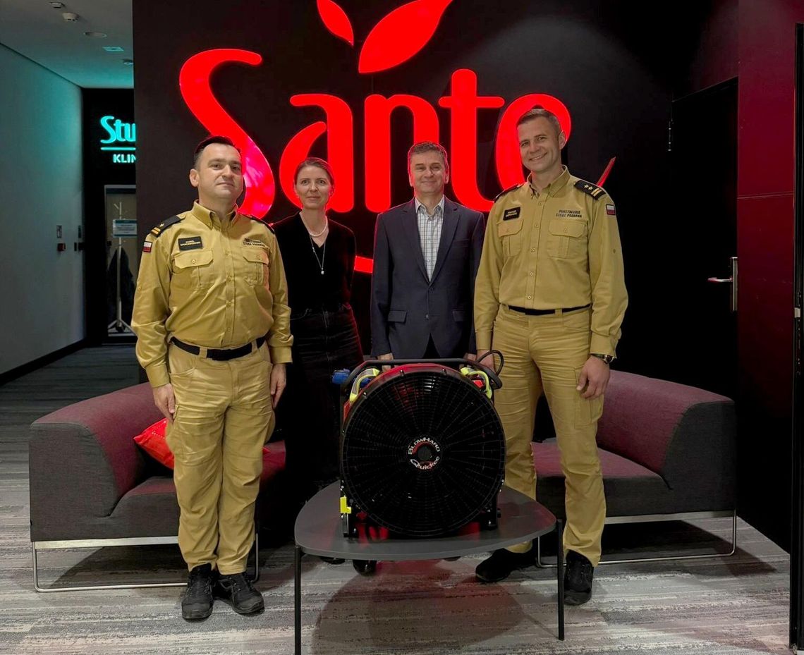 Przekazanie sprzętu Sante dla KP PSP