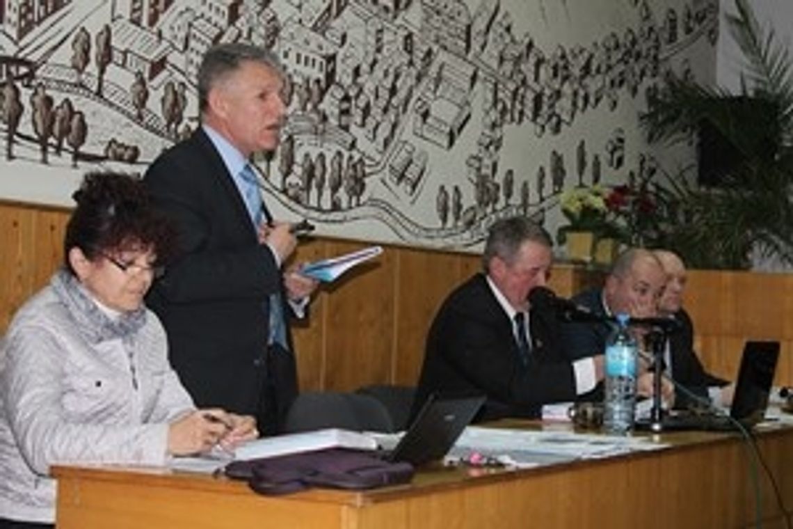 PWiK znów rozgrzewa - gorące dyskusje na sesji PWiK znów rozgrzewa - gorące dyskusje na sesji