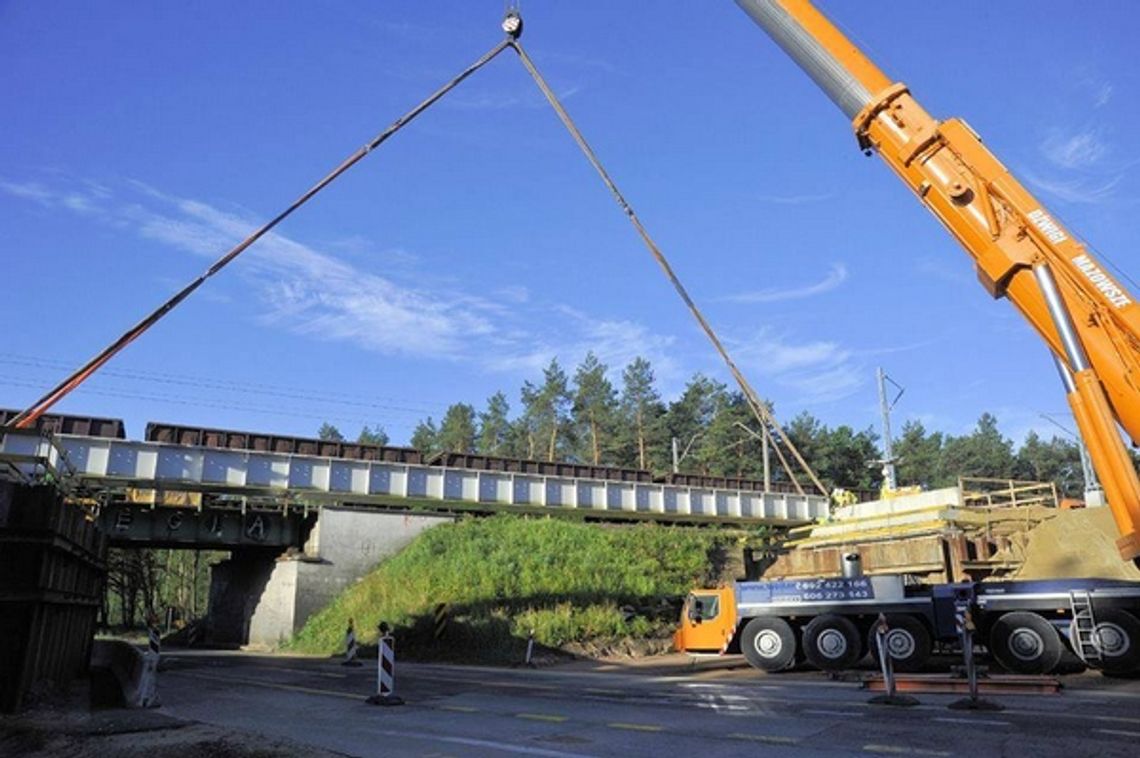 Rozpoczyna się wyburzanie wiaduktu w Trąbkach. Będą utrudnienia