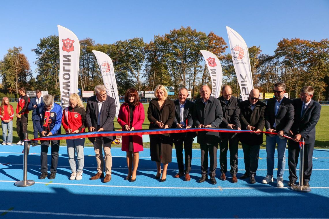 Stadion lekkoatletyczny otwarty!