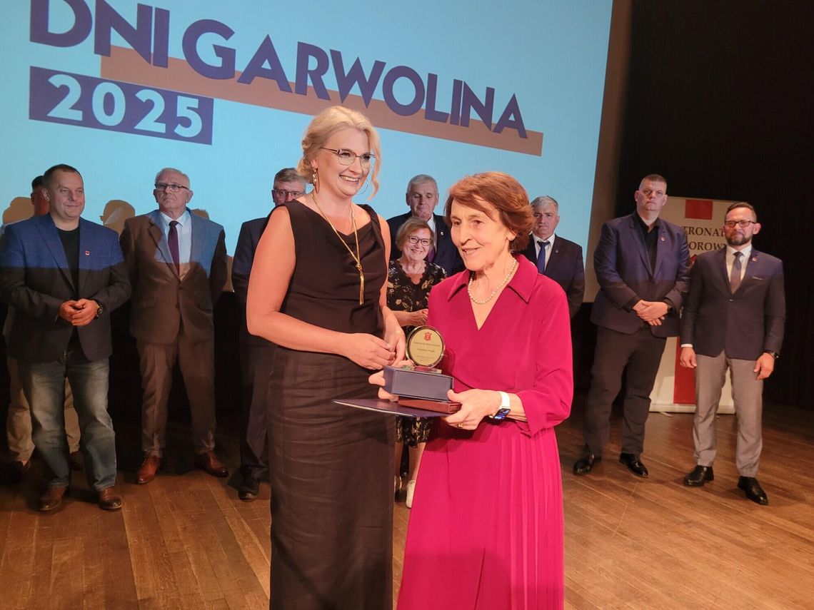 Stanisława Prządka z tytułem "Zasłużony dla Miasta Garwolina"