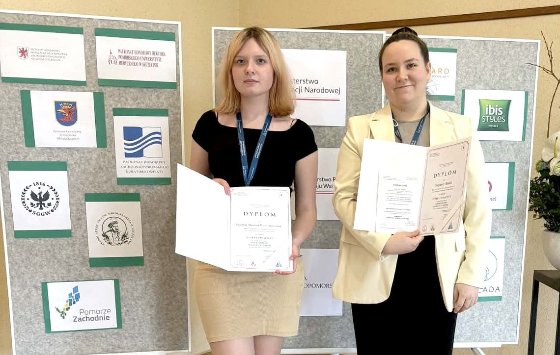 Uczennice Dwójki z indeksami na studia! Uczennice Dwójki z indeksami na studia!