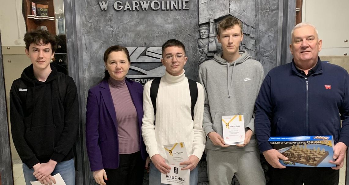Uczniowie ZS nr 1 w Garwolinie najlepszą drużyną w Polsce w ogólnopolskim turnieju szachowym