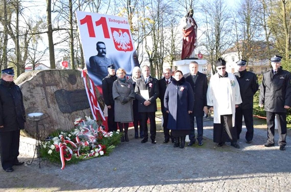 W Borowiu odsłonięto Pomnik Niepodległości