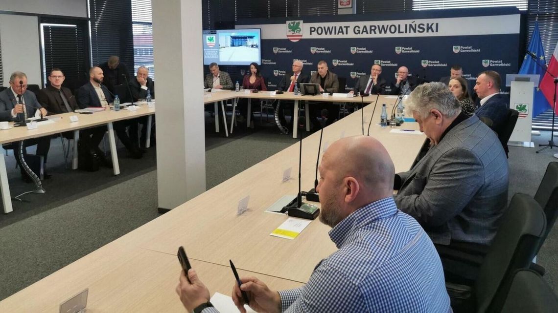 W piątek sesja rady powiatu. O czym będą debatować radni?