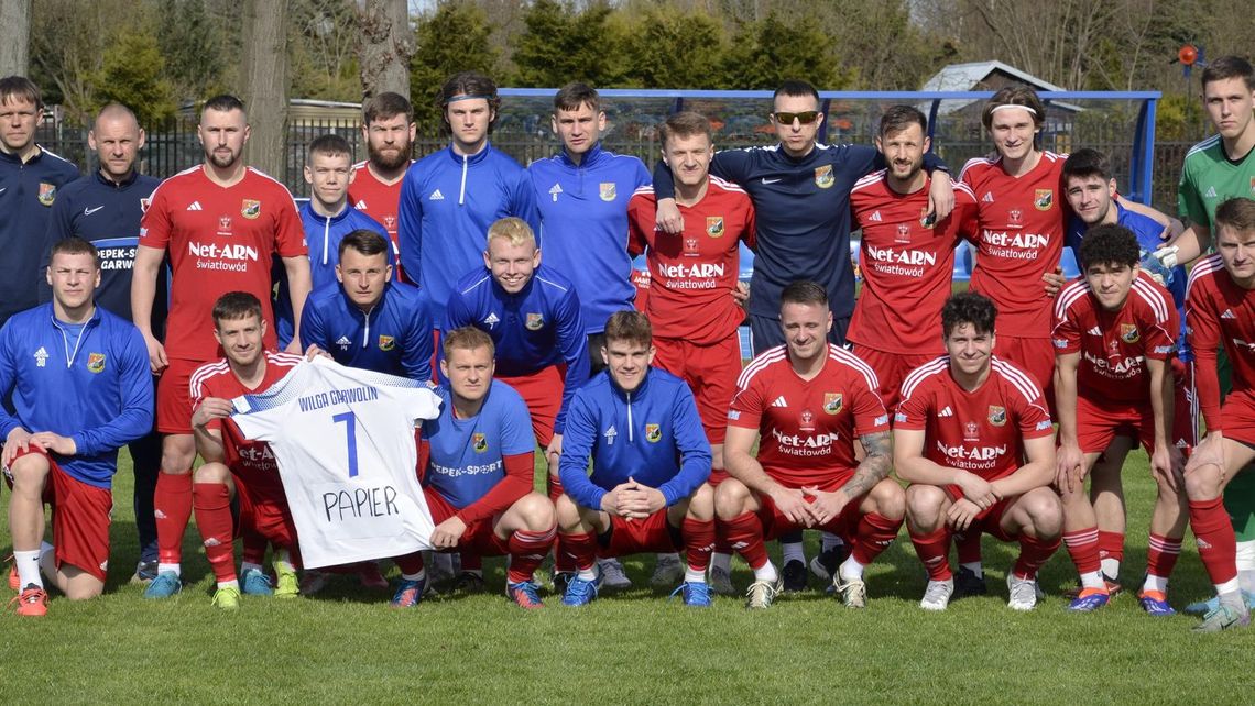 Walczy o powrót do życia, nie tylko do sportu. Pomóż „Papierowi” stanąć na nogi
