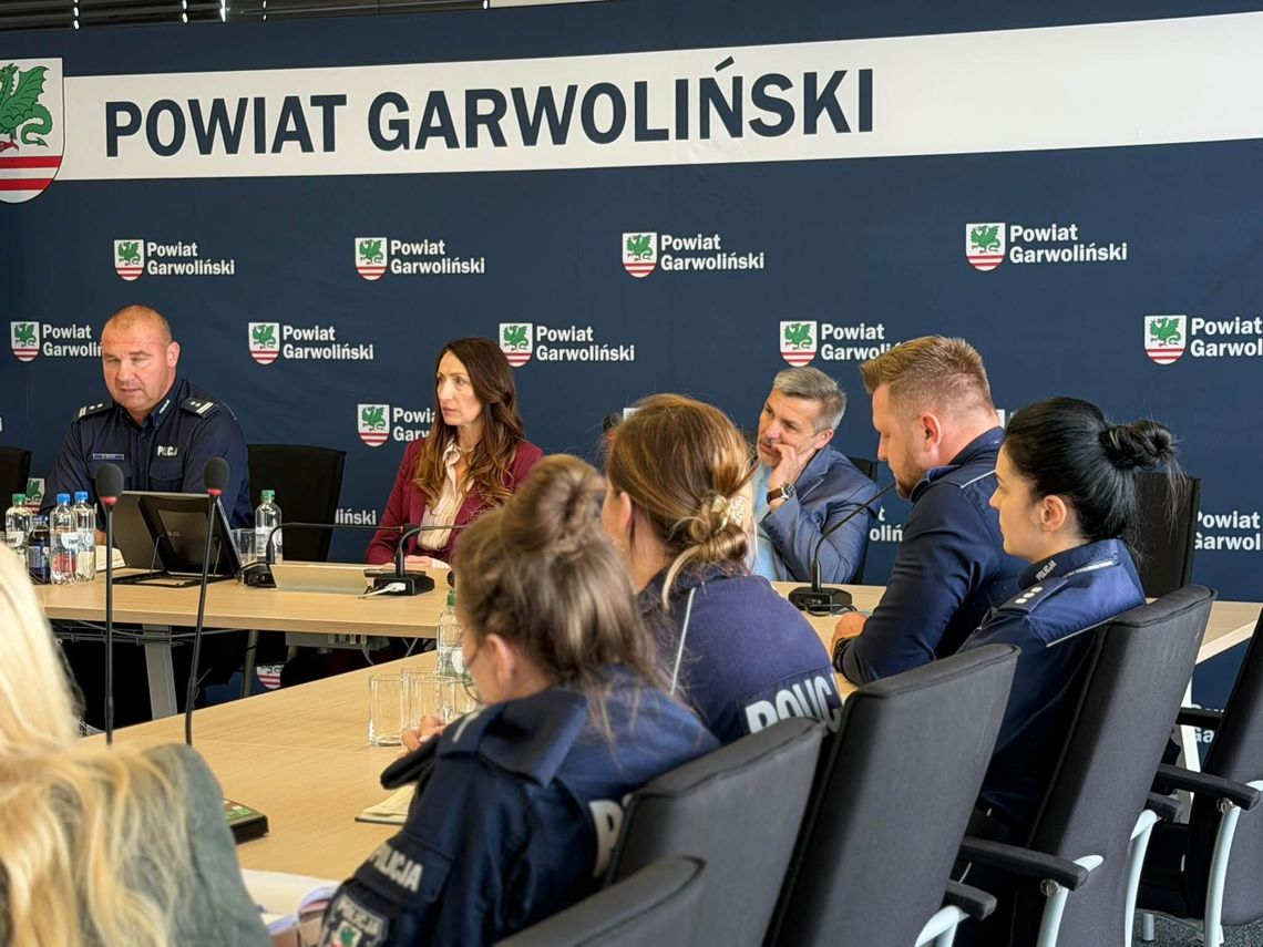 Większe środki bezpieczeństwa w szkołach powiatu garwolińskiego Większe środki bezpieczeństwa w szkołach powiatu garwolińskiego
