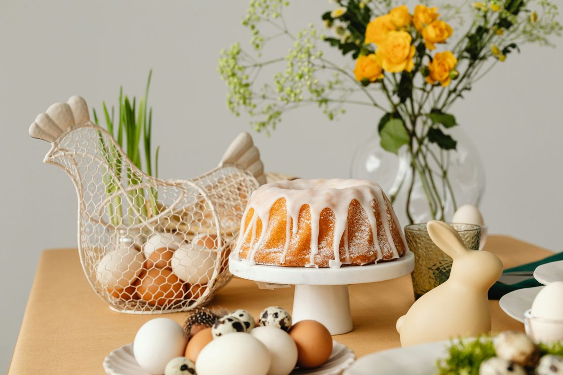 Wielkanoc bez pośpiechu – dlaczego profesjonalny catering to klucz do udanych świąt?