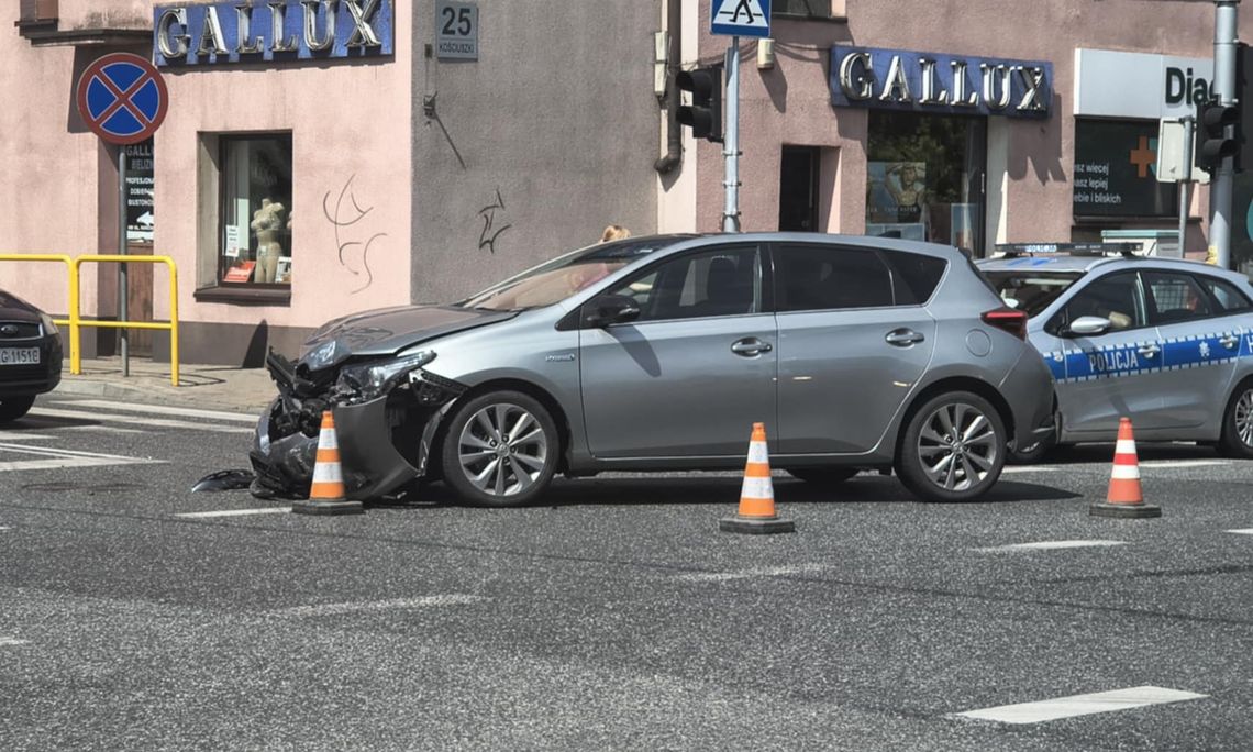 Wypadek na głównym skrzyżowaniu