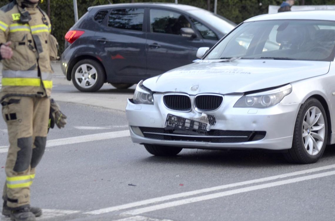 Wypadek na skrzyżowaniu z drogą krajową