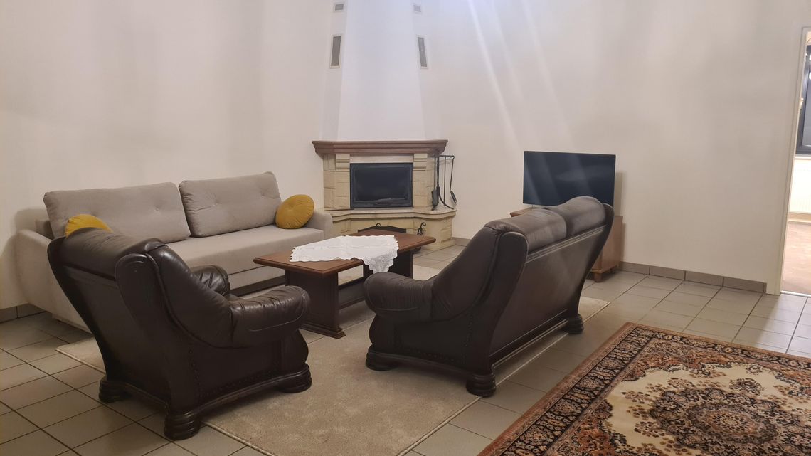 Mieszkanie 90 m2 do wynajęcia w Miętnem