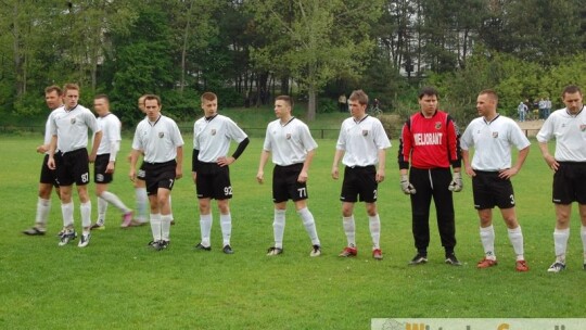 Deszczowe derby bez rozstrzygnięcia