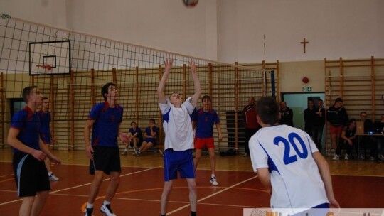 Turniej niepodległości: Dwójka góra