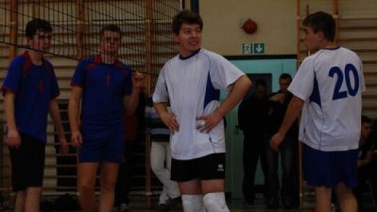 Turniej niepodległości: Dwójka góra