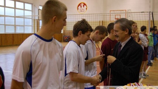 Turniej niepodległości: Dwójka góra