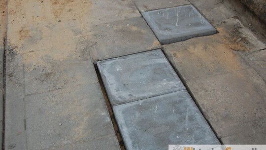 Przedświąteczny remont chodnika