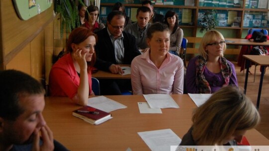 Nauczyciele absolwentami akademii