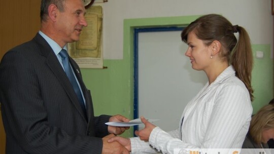 Nauczyciele absolwentami akademii