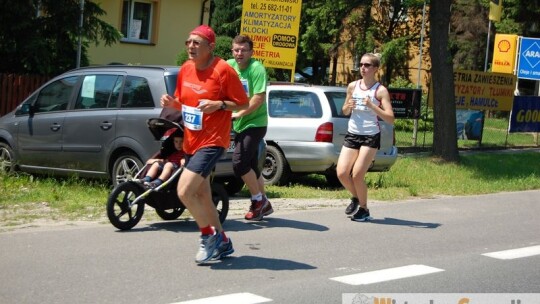 Kenijczyk zwycięzcą biegu w upale