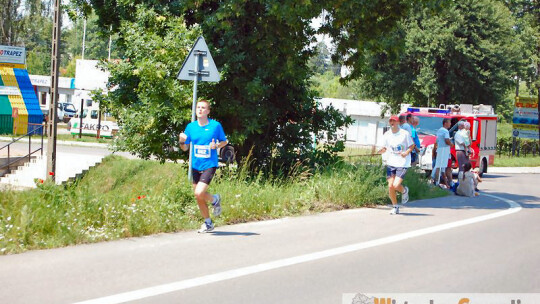 Kenijczyk zwycięzcą biegu w upale