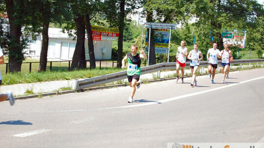 Kenijczyk zwycięzcą biegu w upale