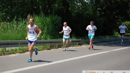 Kenijczyk zwycięzcą biegu w upale