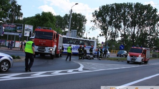 Wypadek w Garwolinie. Motocyklista w szpitalu