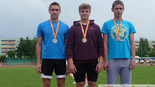 Medale w słońcu i deszczu Medale w słońcu i deszczu