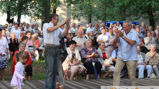 Bo muzyka łączy ? nie tylko pokolenia