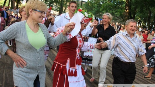 Bo muzyka łączy ? nie tylko pokolenia