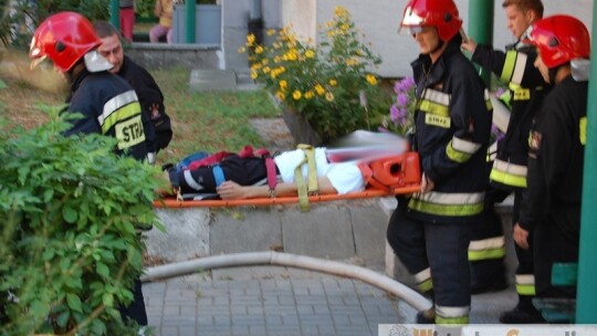 20-latek podpalił w mieszkaniu ognisko i odkręcił gaz